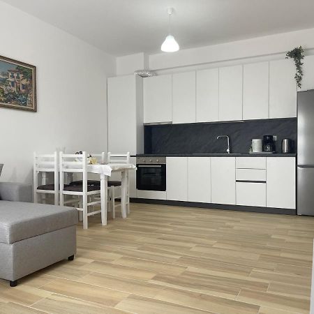 Atrium Residency Appartement Tirana Buitenkant foto