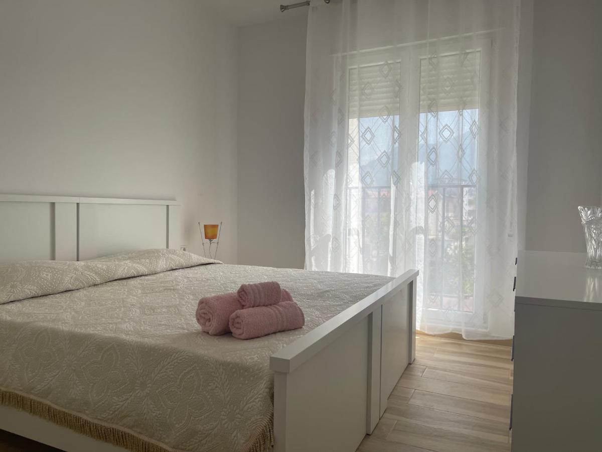 Atrium Residency Appartement Tirana Buitenkant foto